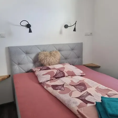 Apartmán Haus Schoenblick Neustift im Stubaital