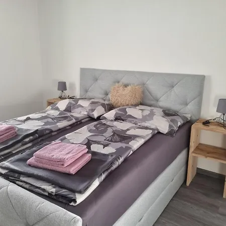 Haus Schoenblick Apartment Neustift im Stubaital